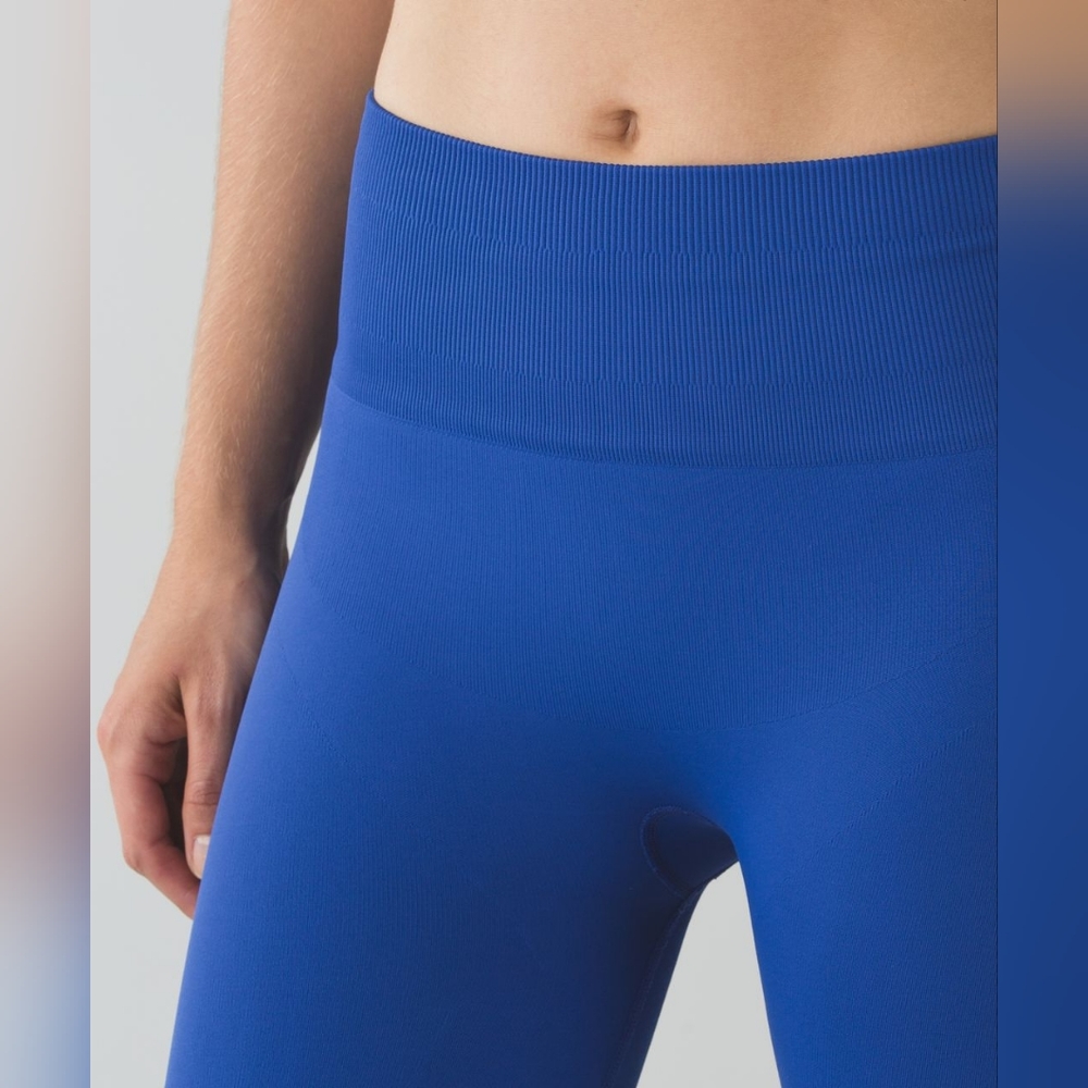 🌞Lululemon Zone In Crop Seamless Leggings Sapphire Blue - Picture 6 of 14